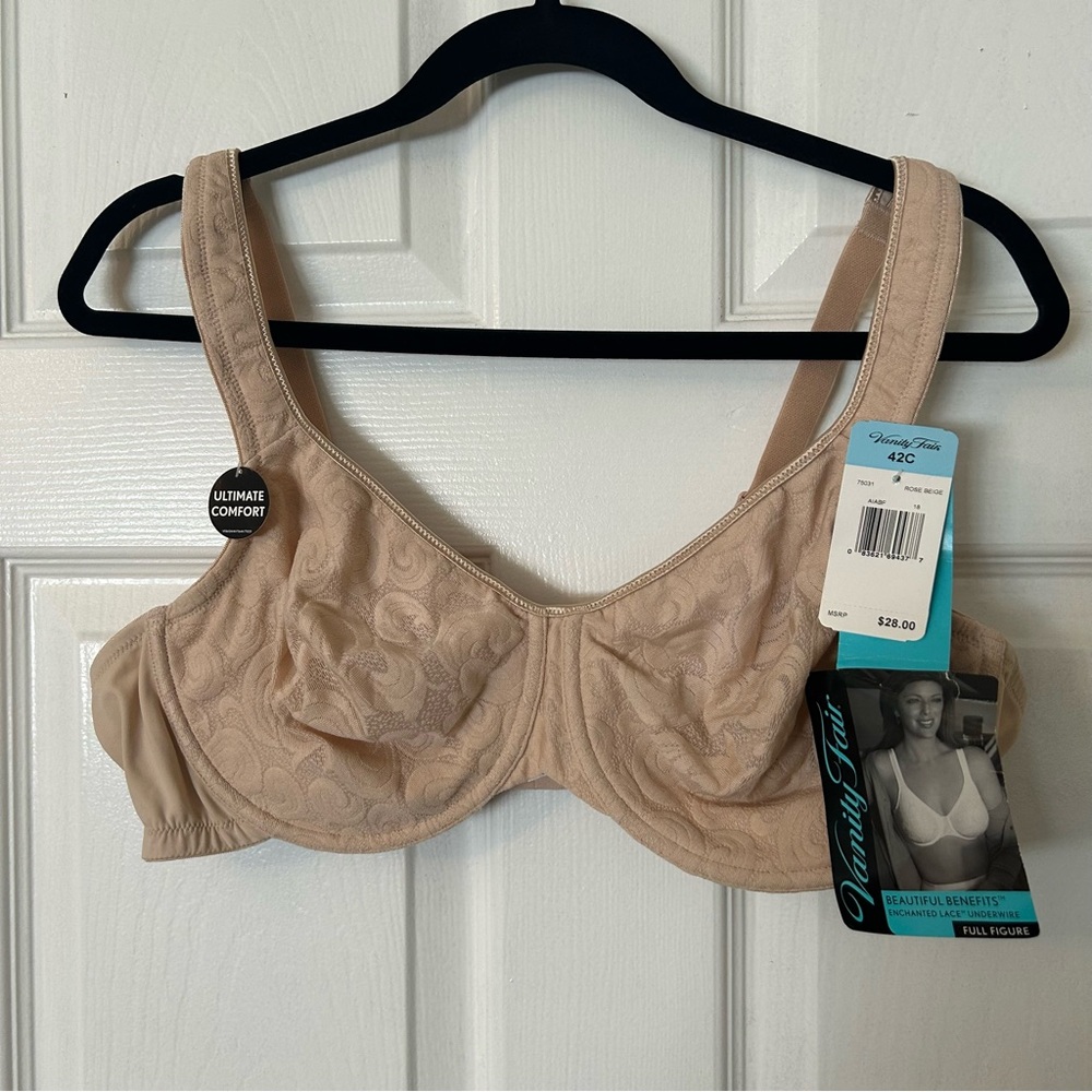 NWT Vanity Fair Rose Beige Underwire Lace Bra